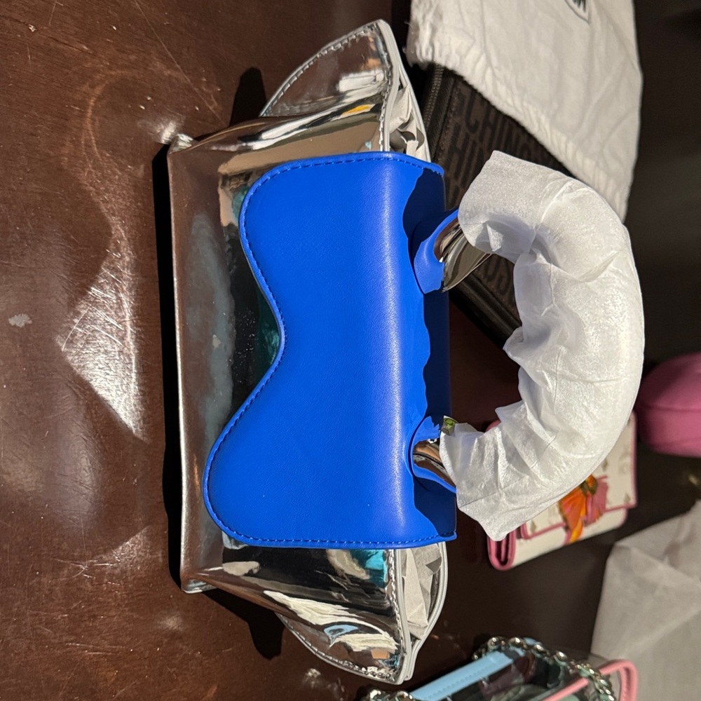 ❤️ Chic Silver and Blue Mini Bag ❤️